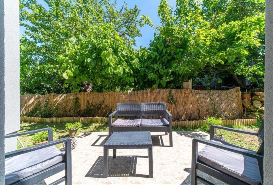 Faeax Guesthouse Línia エクステリア 写真